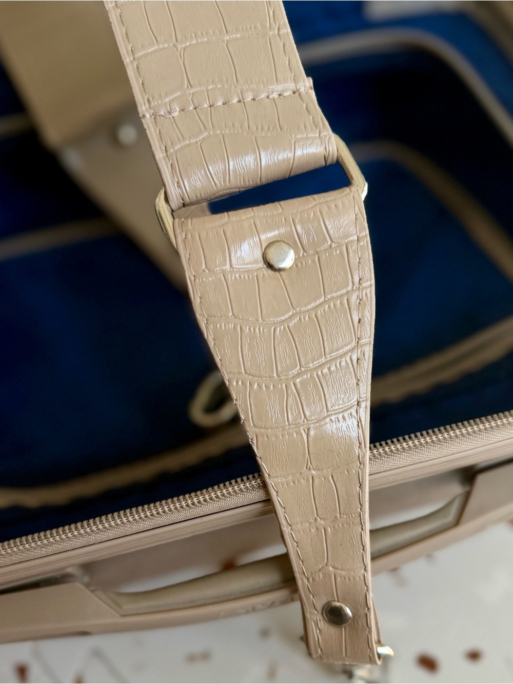 Calpak Vanity Case in Champagne Gold - Picture 8 of 12